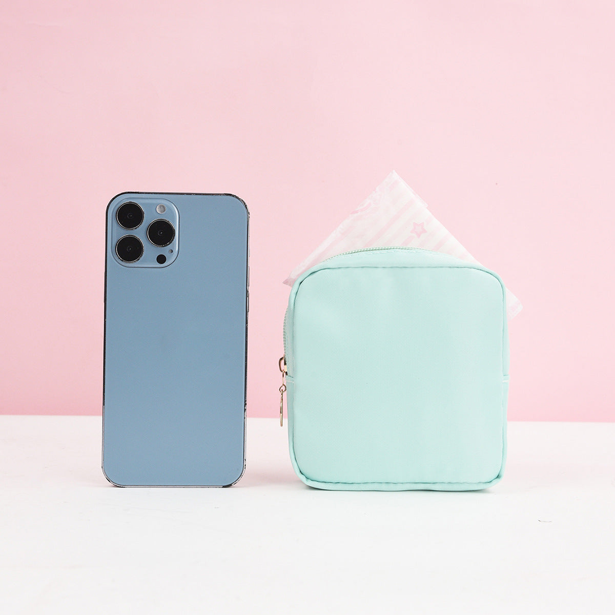 Large Capacity Sanitary Napkin Storage Bag – Portable & Discreet